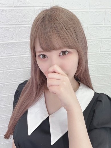 【肌すべすべ色白むっちりFカップ巨乳の男受けするスタイルがたまらない!ノーガードぬるぬる騎乗位素股からの…!?】あまのゆゆちゃん