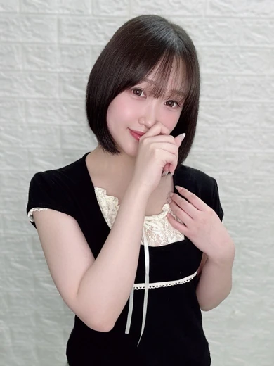 【ディープキス気持ちいいっ!色白肌の黒髪ボブ美少女!イチャイチャ強め!シャワー中からキス・キス・キス!もちろん最後もディープキスをしながらの…、次の予約をその場で取っちゃいました!】阿達けいちゃん